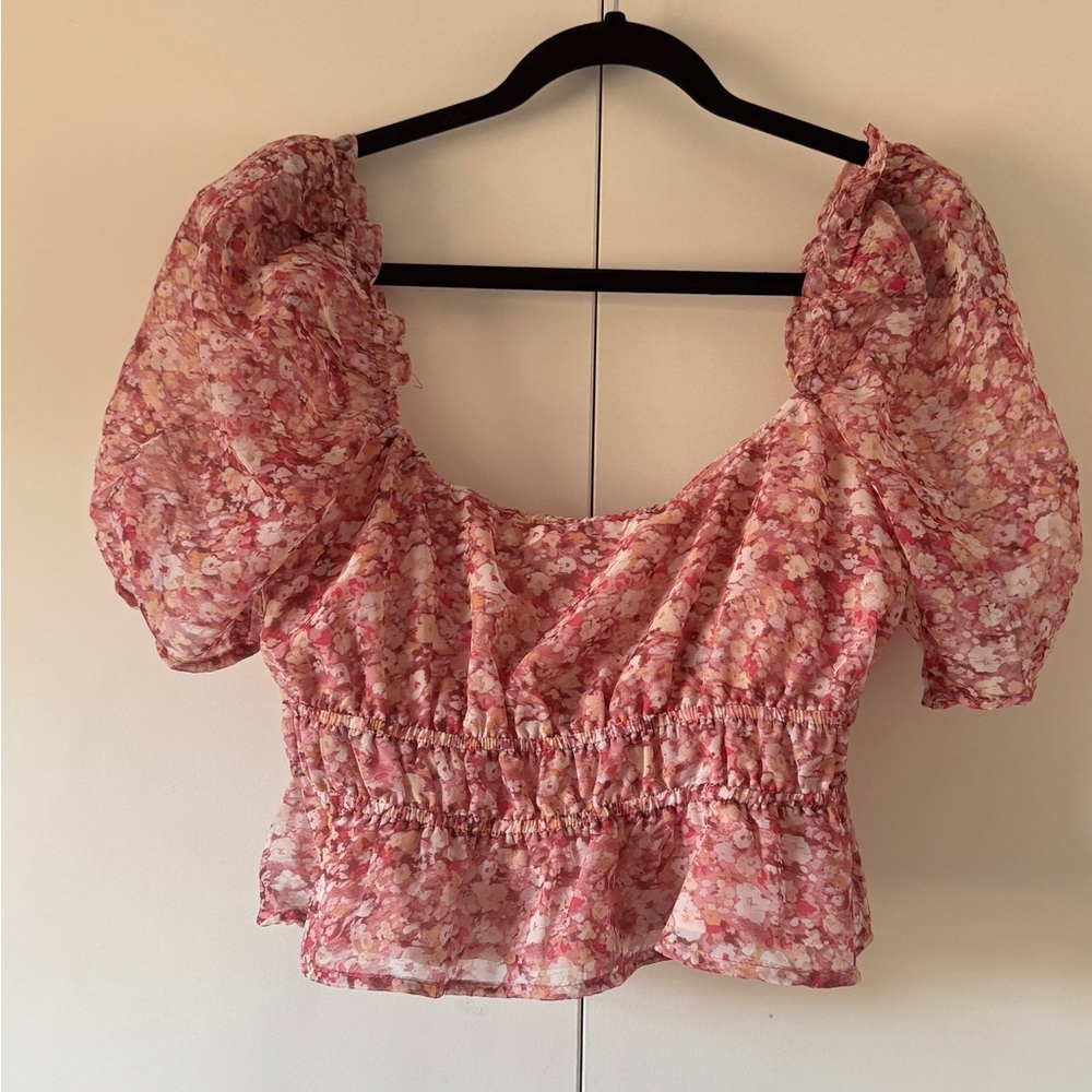 NWOT ASTR the Label Nayeli Pink Floral Peplum Top - Picture 6 of 14
